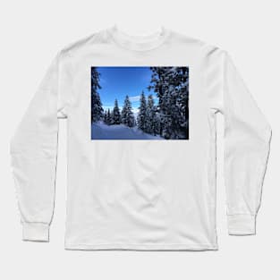 Snowy hike Long Sleeve T-Shirt